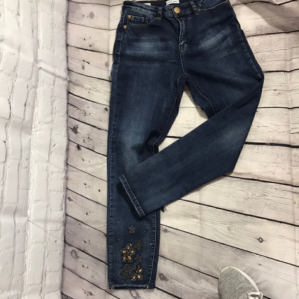 Tribal Jeans Ankle Jegfing Blinged with Rhinestones missing GUC otherwise sz 4
